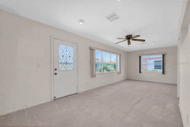 8241 BRENTWOOD ROAD 8241, Seminole, FL 33777