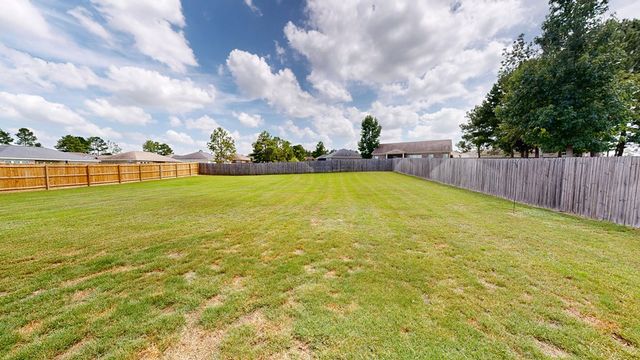 122 Litchfield Drive, Dothan, AL 36301