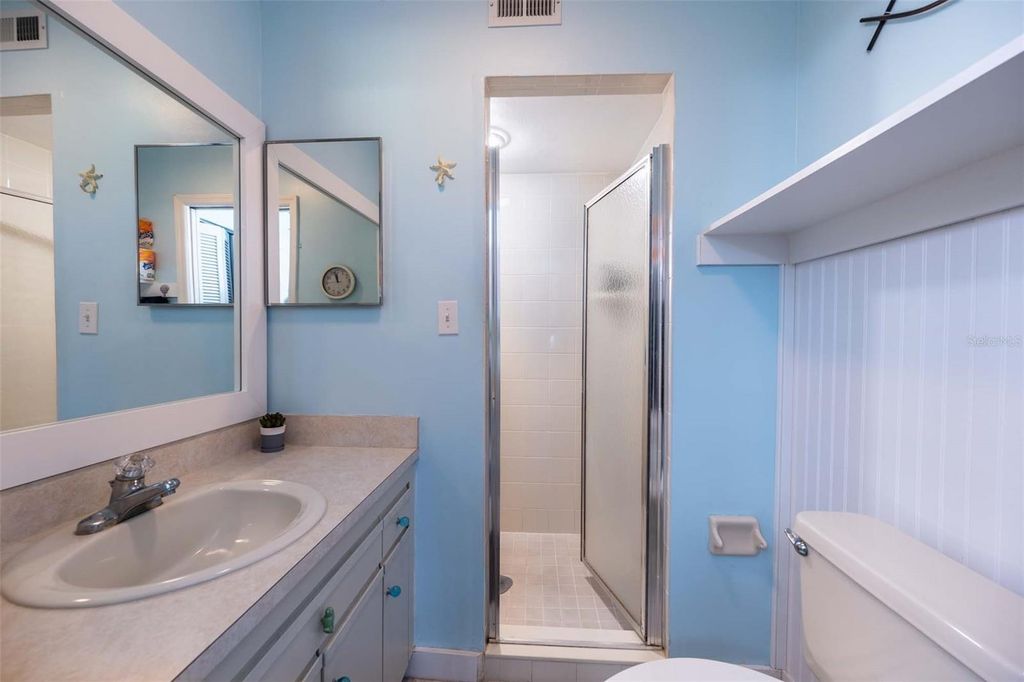 Image 40 of property listing at 462 BOUCHELLE DRIVE 104, New Smyrna Beach, FL 32169