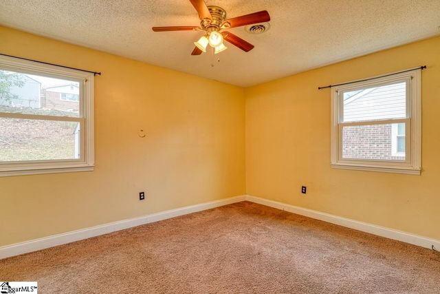 130 Lincoln Drive, Spartanburg, SC 29306