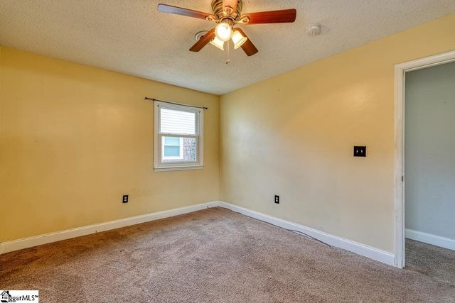 130 Lincoln Drive, Spartanburg, SC 29306