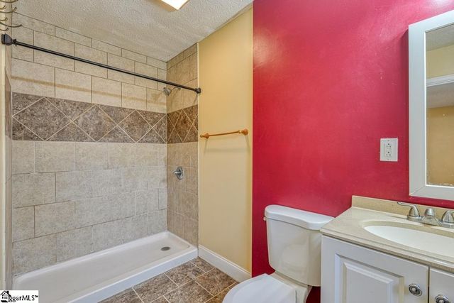 130 Lincoln Drive, Spartanburg, SC 29306