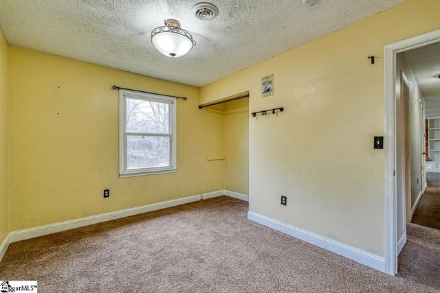 130 Lincoln Drive, Spartanburg, SC 29306