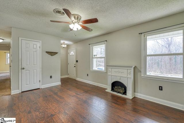 130 Lincoln Drive, Spartanburg, SC 29306