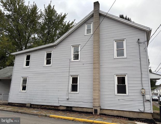 344 N 2ND ST, Lykens, PA 17048