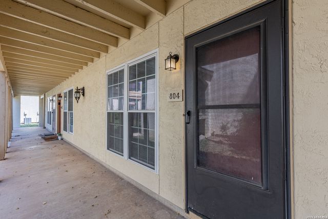 8702 Village Dr Apt 804, San Antonio, TX 78217