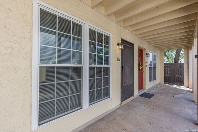 8702 Village Dr Apt 804, San Antonio, TX 78217