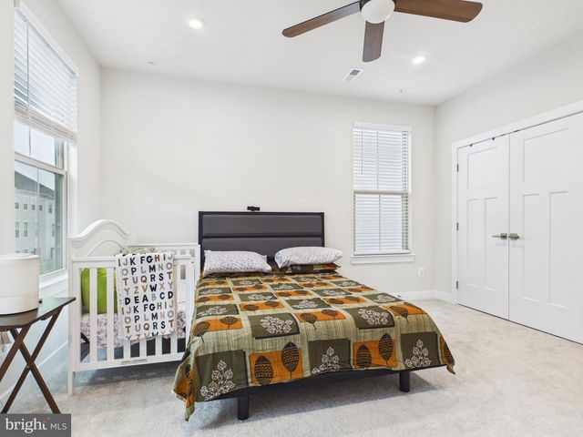 42613 PITLOCHRY TER, Sterling, VA 20166