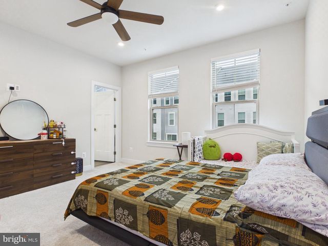 42613 PITLOCHRY TER, Sterling, VA 20166