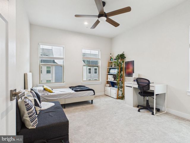 42613 PITLOCHRY TER, Sterling, VA 20166