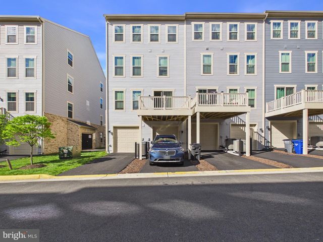 42613 PITLOCHRY TER, Sterling, VA 20166