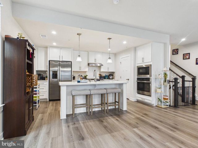 42613 PITLOCHRY TER, Sterling, VA 20166