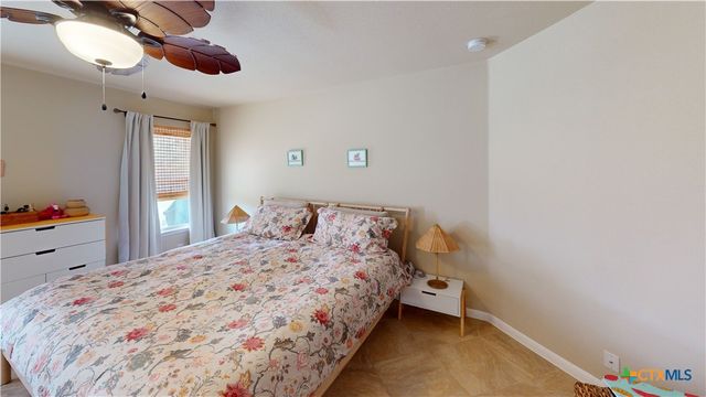 209 Frio River Trail, Hutto, TX 78634