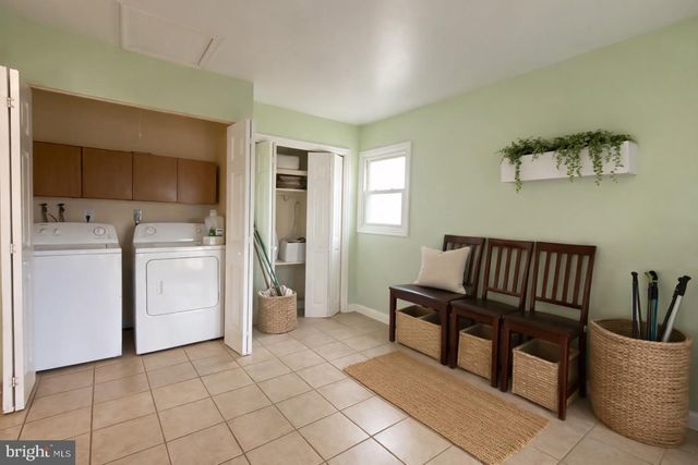 1 MONTCLAIR LN, Willingboro, NJ 08046