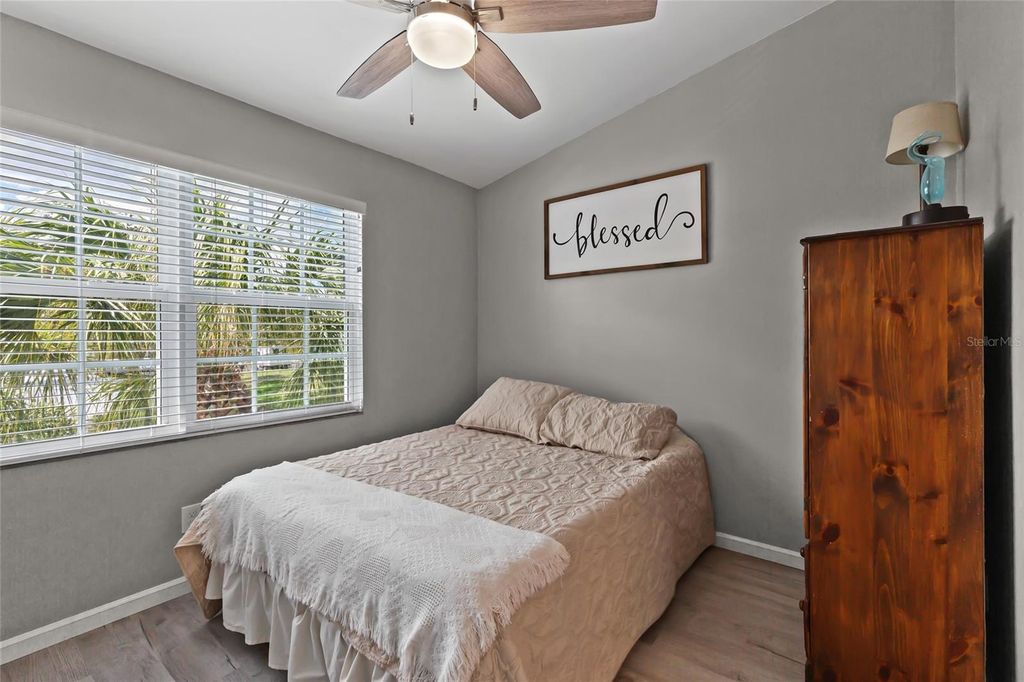 Image 11 of property listing at 4617 SABAL KEY DRIVE, Bradenton, FL 34203