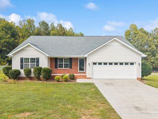1016 Prince Way, Dalton, GA 30721