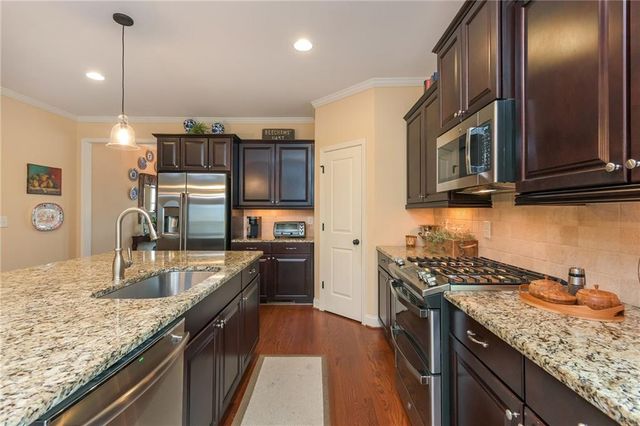 215 Cornerstone Drive, Woodstock, GA 30188