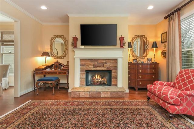 215 Cornerstone Drive, Woodstock, GA 30188