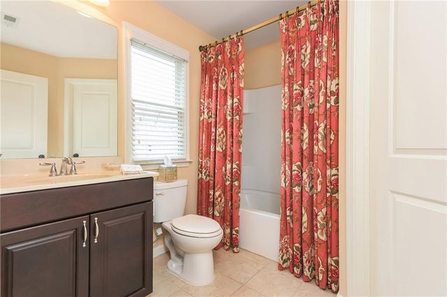 215 Cornerstone Drive, Woodstock, GA 30188