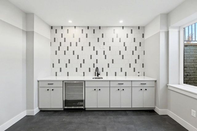 3658 N Bristol Ct, Wichita, KS 67226