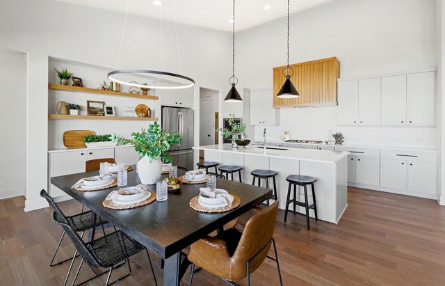 3658 N Bristol Ct, Wichita, KS 67226