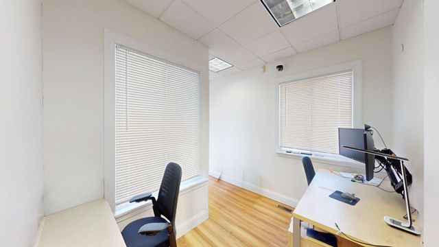 11 John 2, Newton, MA 02459