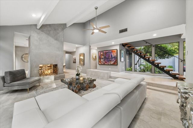2411 Oakbank Drive, Kingwood, TX 77339