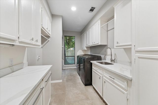 2411 Oakbank Drive, Kingwood, TX 77339