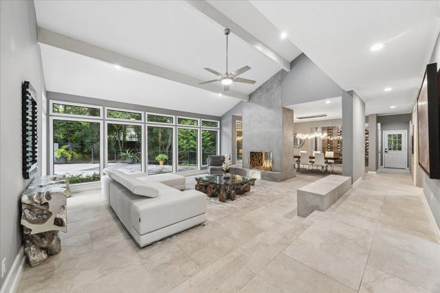 2411 Oakbank Drive, Kingwood, TX 77339