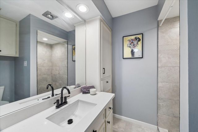 2411 Oakbank Drive, Kingwood, TX 77339
