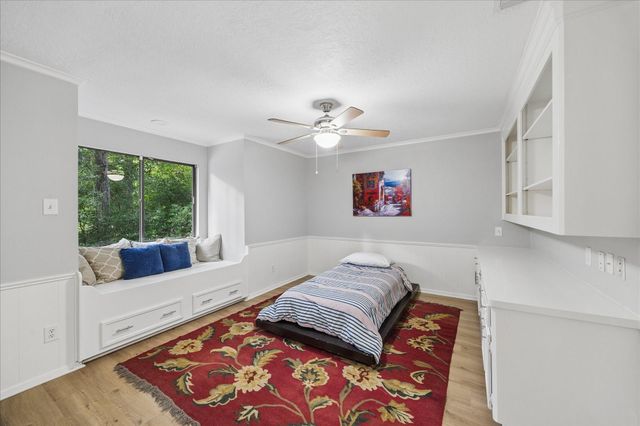 2411 Oakbank Drive, Kingwood, TX 77339