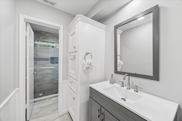 2411 Oakbank Drive, Kingwood, TX 77339