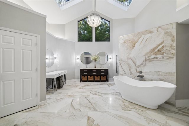2411 Oakbank Drive, Kingwood, TX 77339
