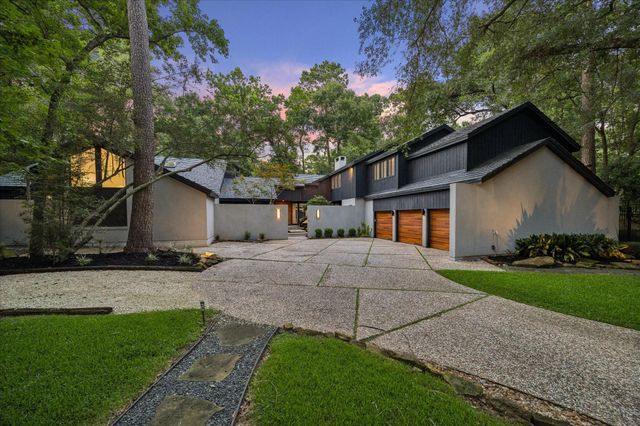 2411 Oakbank Drive, Kingwood, TX 77339