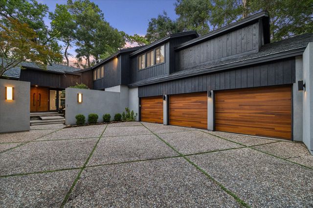 2411 Oakbank Drive, Kingwood, TX 77339