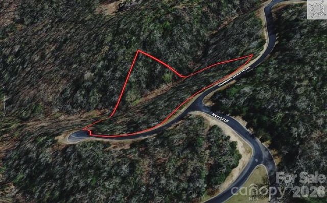 00 N Running Deer Trail 85R, Horse Shoe, NC 28742
