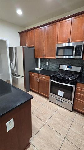 1550 Heatherglade Lane, Lawrenceville, GA 30045