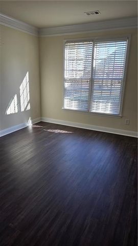 1550 Heatherglade Lane, Lawrenceville, GA 30045