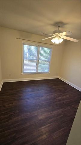 1550 Heatherglade Lane, Lawrenceville, GA 30045