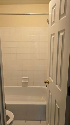 1550 Heatherglade Lane, Lawrenceville, GA 30045