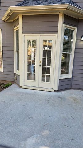 1550 Heatherglade Lane, Lawrenceville, GA 30045