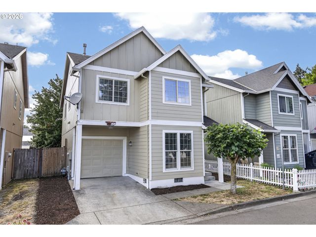 871 N 20TH Way, Cornelius, OR 97113