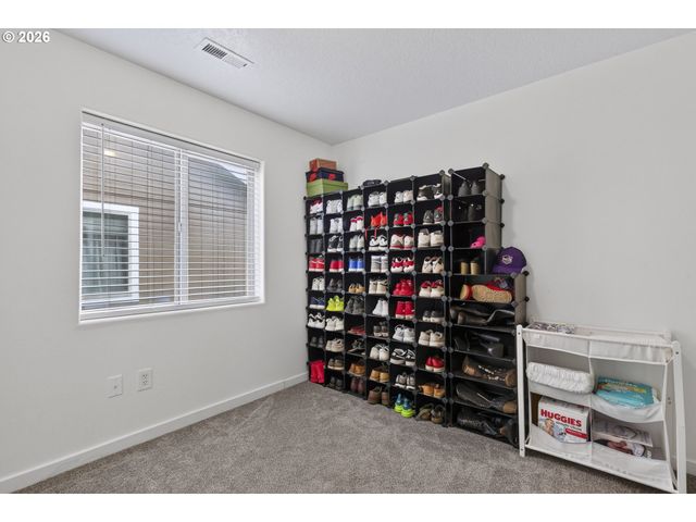 871 N 20TH Way, Cornelius, OR 97113