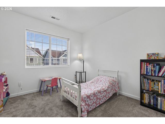 871 N 20TH Way, Cornelius, OR 97113
