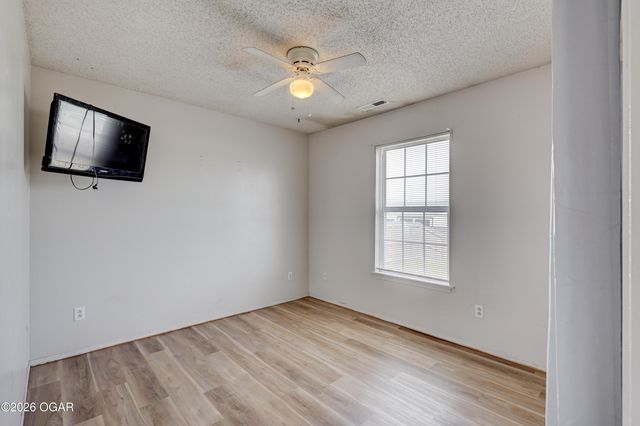 2317 W 23rd Street, Joplin, MO 64804