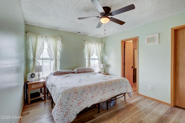 2317 W 23rd Street, Joplin, MO 64804