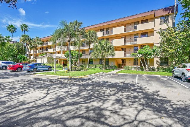 2660 Carambola Cir N 202, Coconut Creek, FL 33066