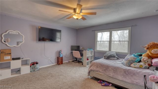 10525 Twin Oaks Drive, Cambridge, OH 43725