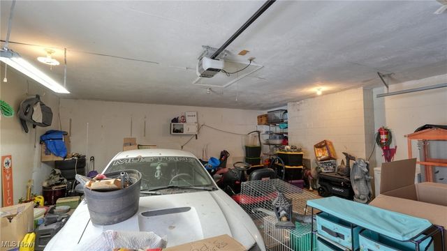 10525 Twin Oaks Drive, Cambridge, OH 43725