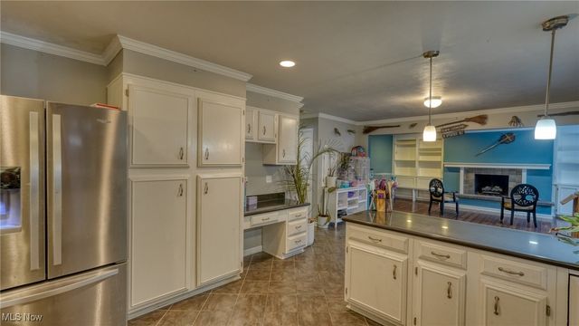 10525 Twin Oaks Drive, Cambridge, OH 43725